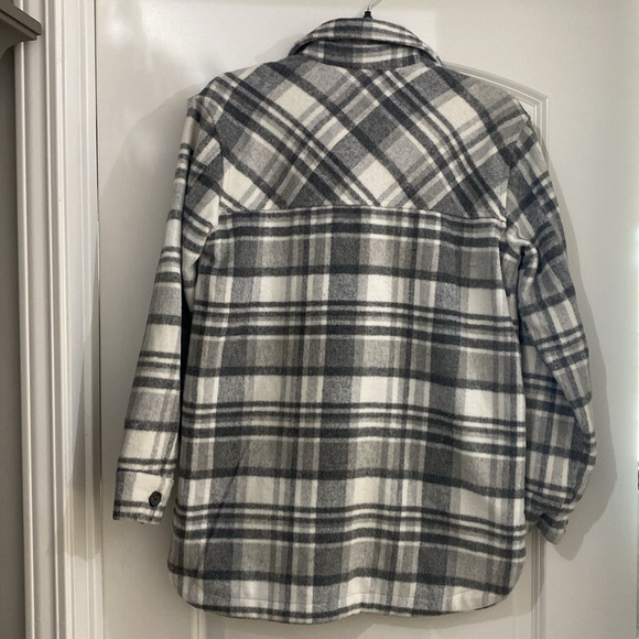 Thread & Supply Shacket - Picture 6 of 8